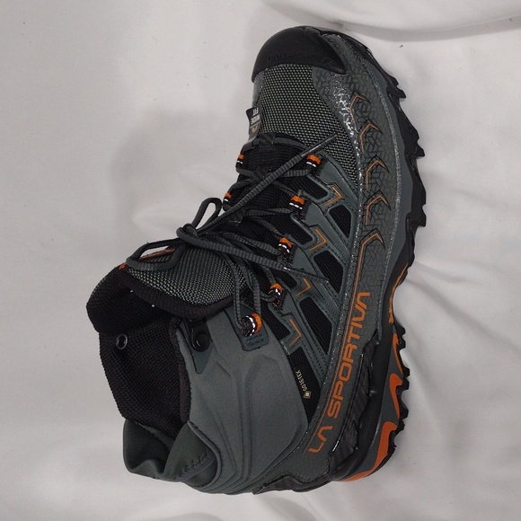 NWOB La Sportiva Carbon/Hawaiian Sun Ultra Raptor II Mid Wide GTX Boot Size 6 main image 11